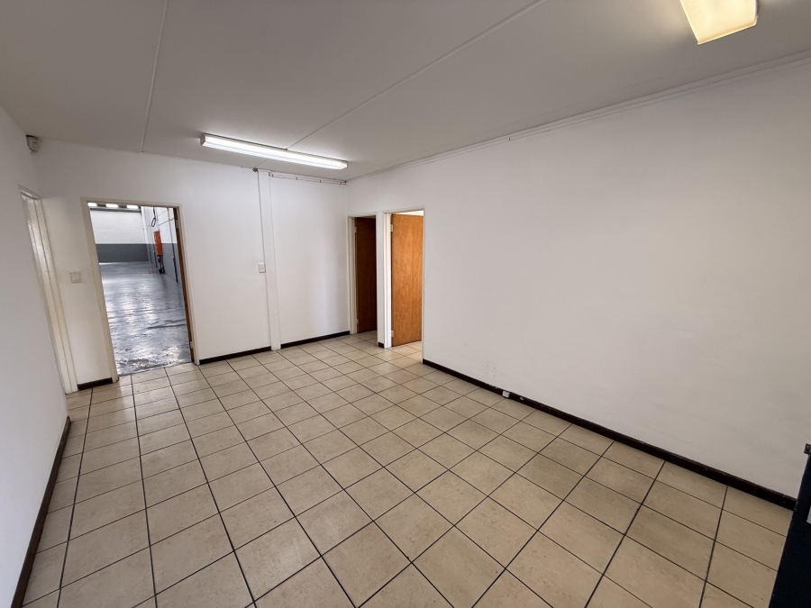 To Let Commercial Property for Rent in Parow Industrial Western Cape